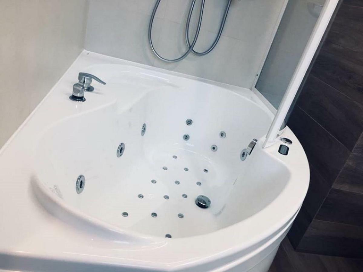 Nowoczesne Apartamenty W Centrum Krakowa Exteriér fotografie